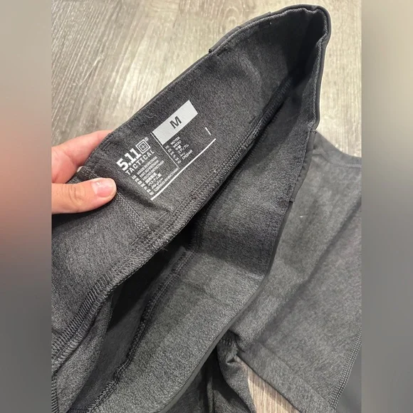 Like new! 5.11 women’s raven range legging tight - Picture 6 of 11